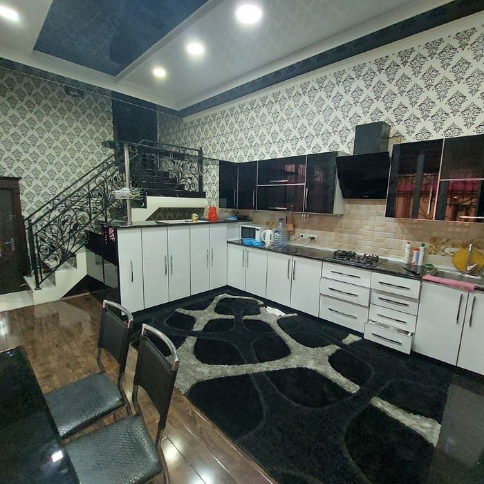 Аренда участка 7 ком 6соток с зади кафе Олим Полвон