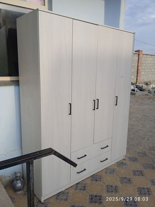 Шифоньер  сатылады