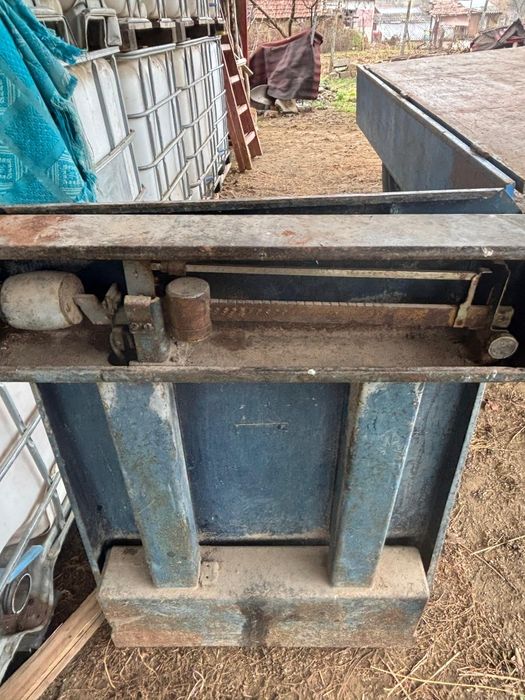 Vând cantar pentru 500kg