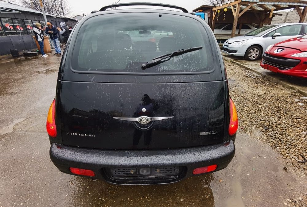 Dezmembrez Chrystler PT Cruiser 2.0 benzina an 2002