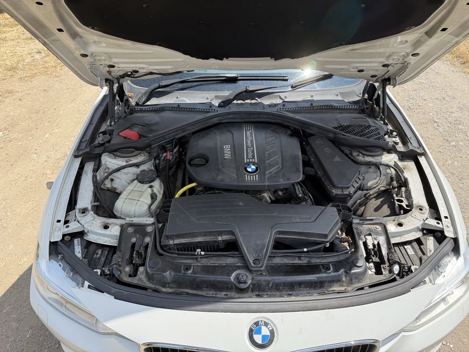 Far Faruri bixenon bmw f30 f31 nonfacelift