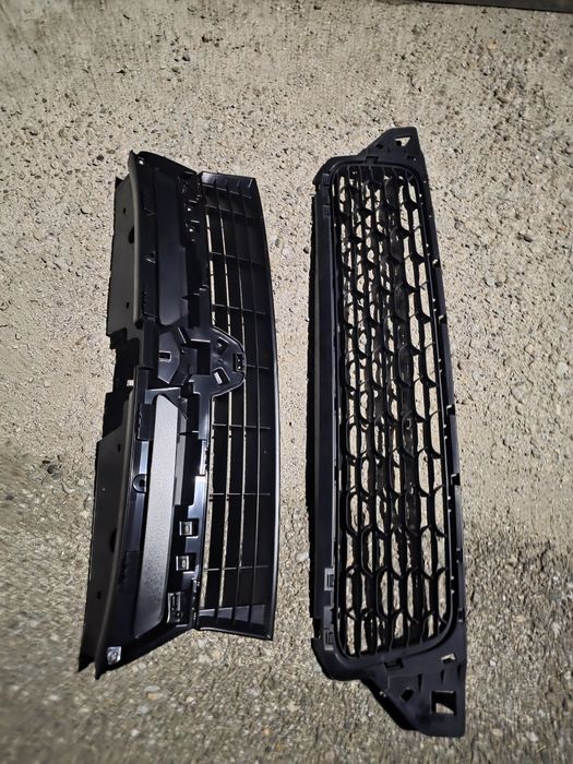 grila bara duster 2013-2017 cheala/completa