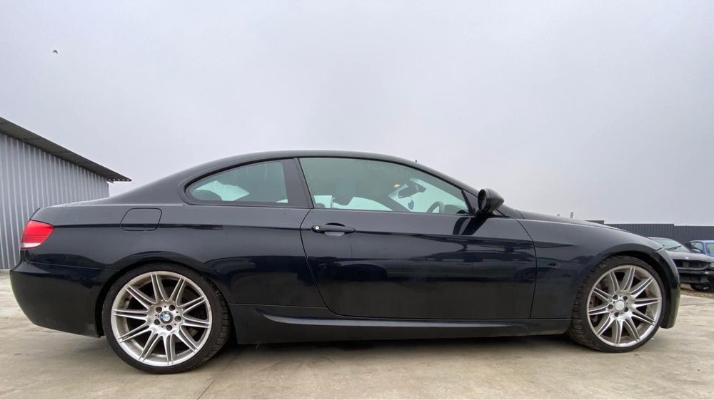 Dezmembrez BMW 330d E92 ,Motor 245cp N57 ,NAVI CIC, Hi-Fi