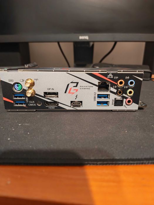 Дънна платка Asrock x570 ITX tb3 АМ4 DDR4