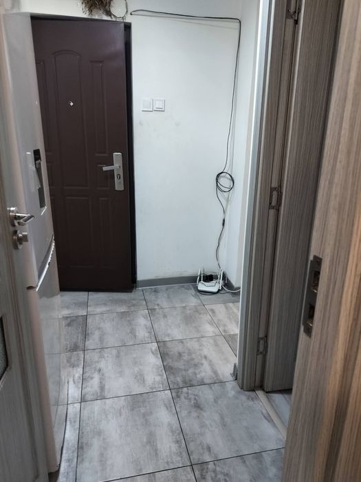 PROPRIETAR, VAND garsonieră Mioveni