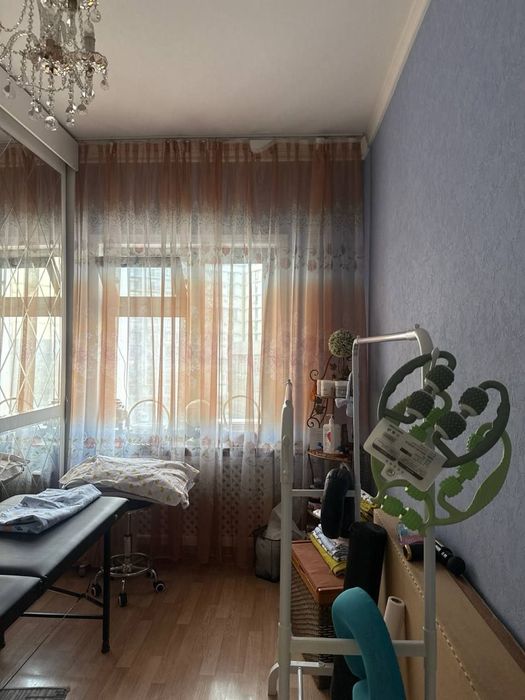 Продаётся Башлык Улучшенька  2в3/5/5 с мебелью техникой ремонт средний