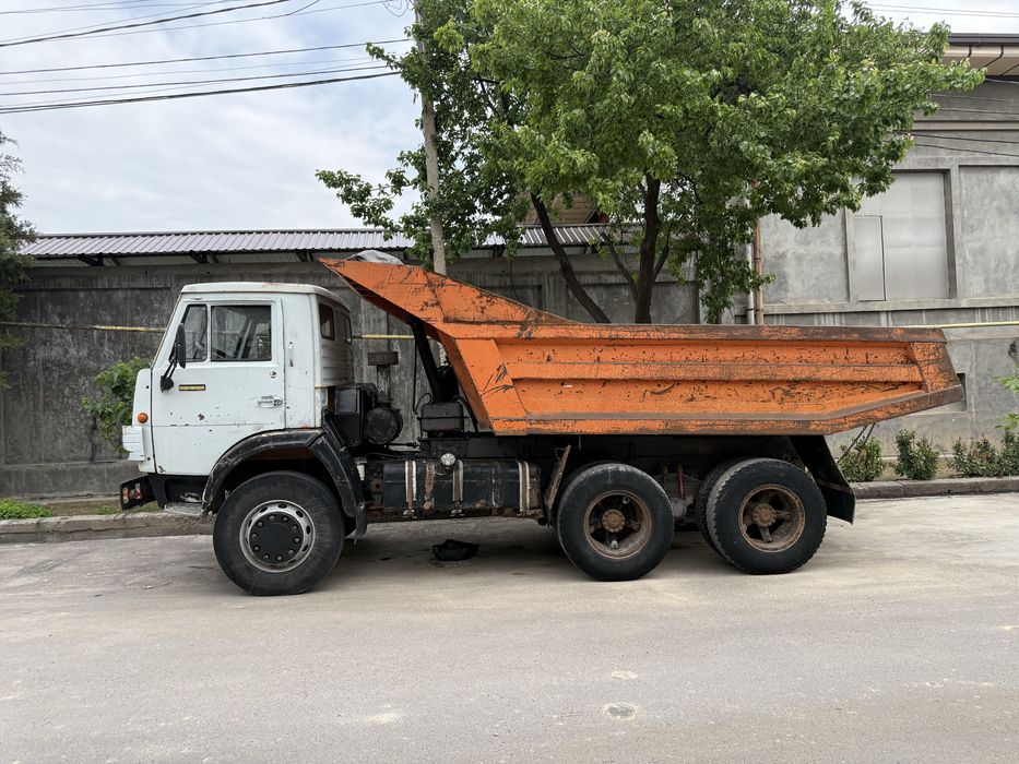 Kamaz samasval 5511 sotiladi