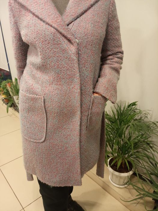 Продам пальто 8000 т.