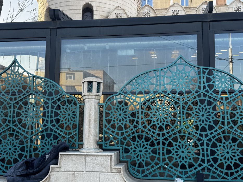 Срочно продается стекла 4 штуки