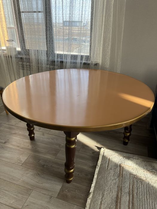 Стол, 4 стула в подарок