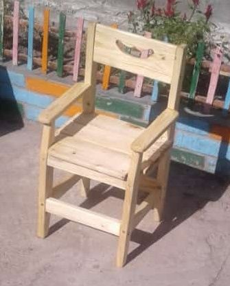 Стулья детские       .