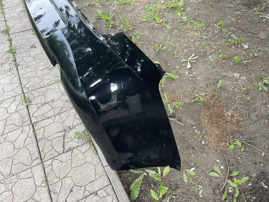 Продам передний и задний бампер Лада Гранта