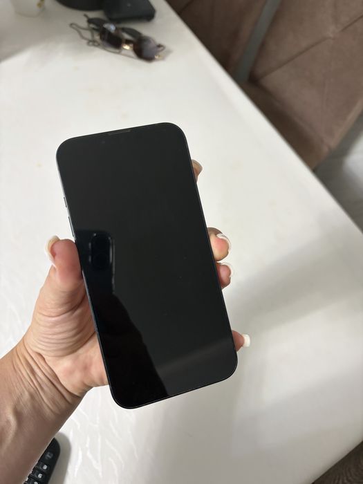 Продаю iphone 13 256  б/у
