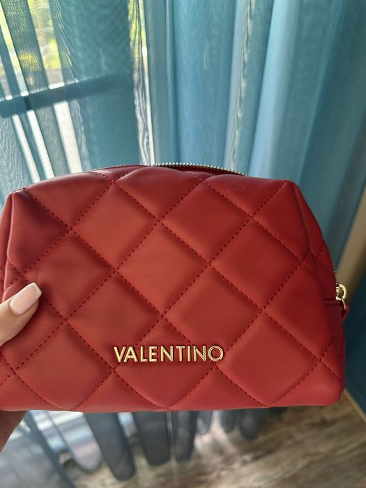 Козметичен несесер Valentino