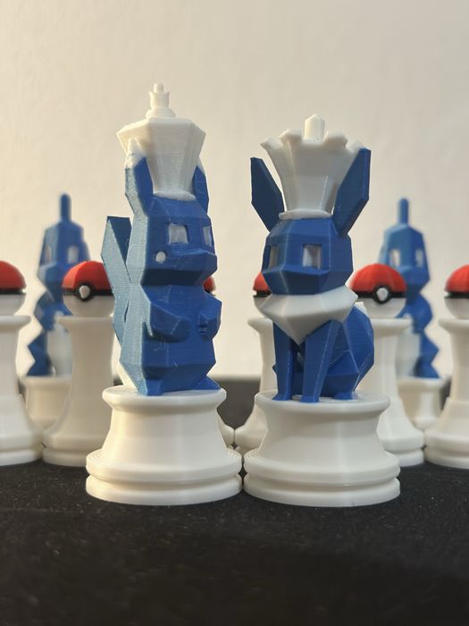 Pokémon Chess Set