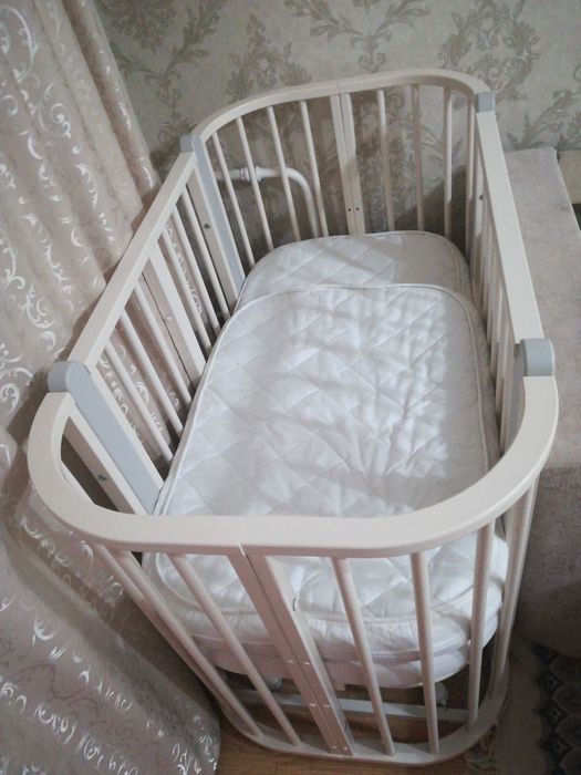 Детский стол для кормления