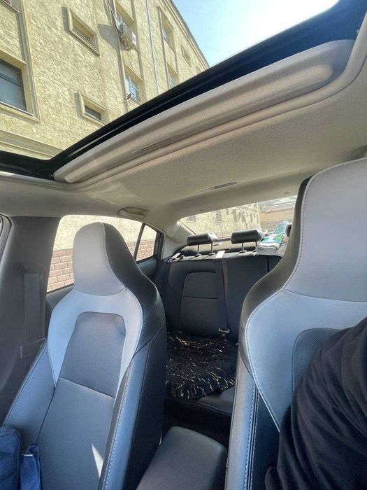 Chevrolet Onix Premier 6 plus сотилади