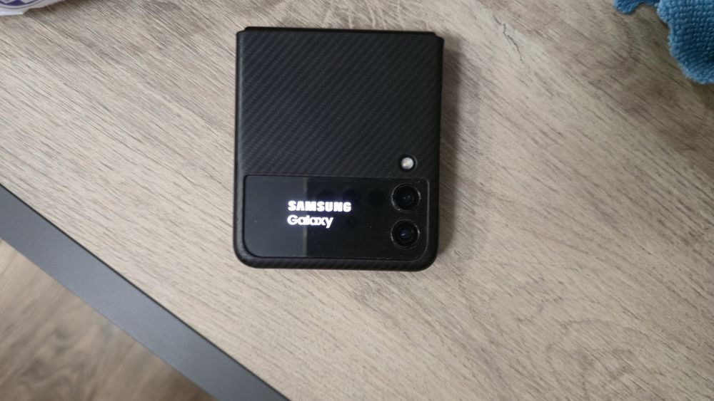 Samsung Galaxy Z Flip 3