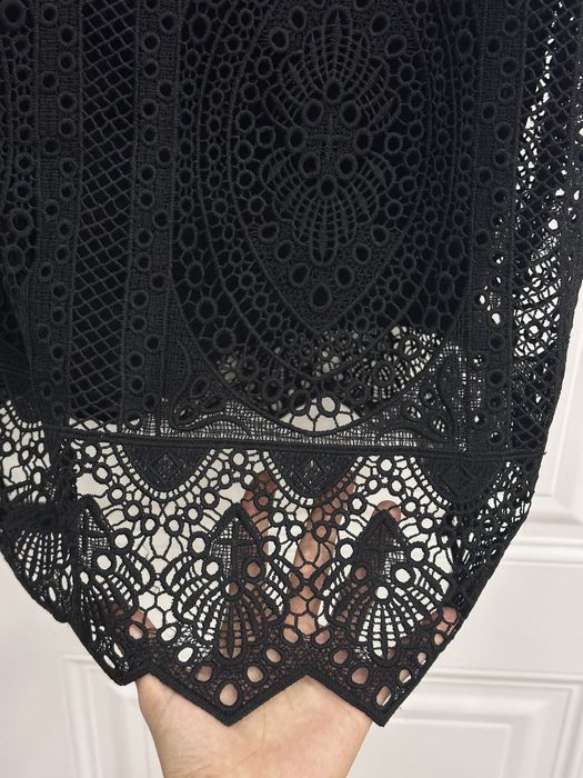 Продаю платье Mango