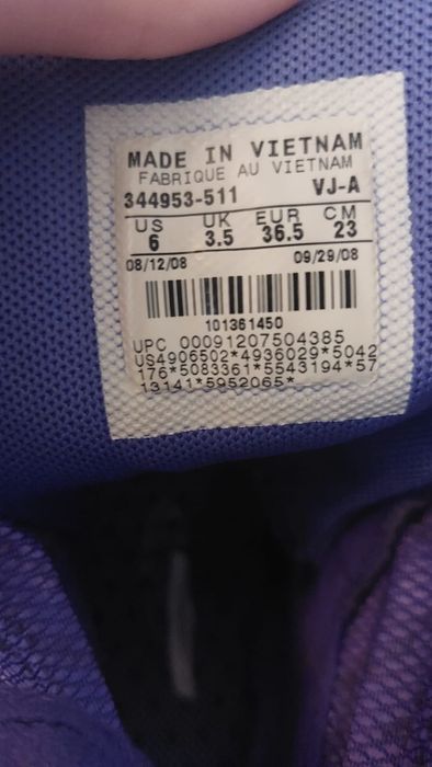 Bascheți , adidași Nike mărime 36.5