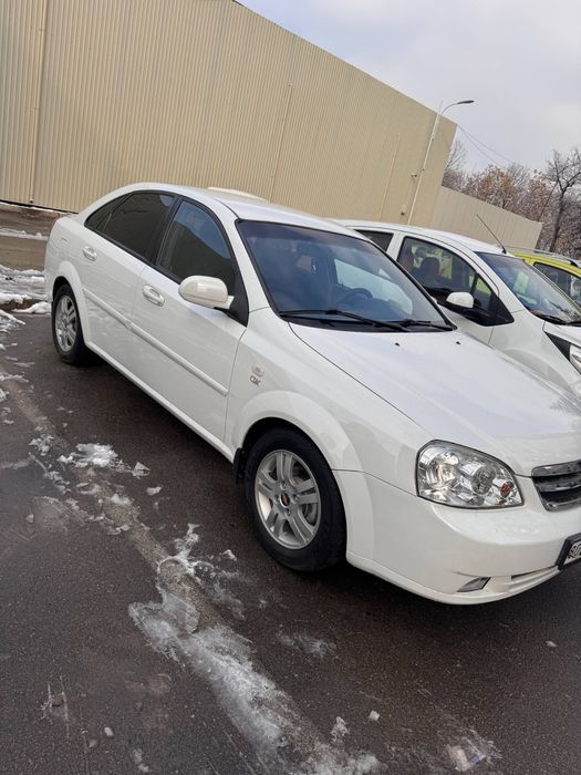 Srochna sotiladi lasetti