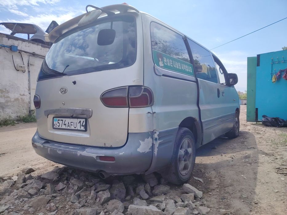 Продам хундай старекс