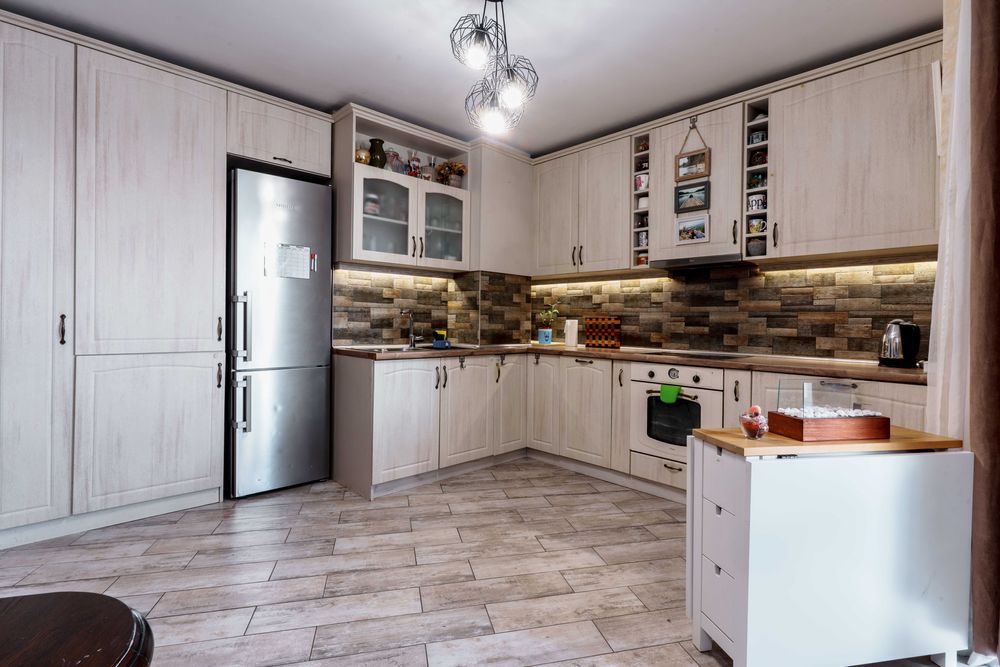 Продава се Тристаен апартамент в Велико Търново, Колю Фичето - 77 кв.м за 2052 €/кв.м - Снимка #5