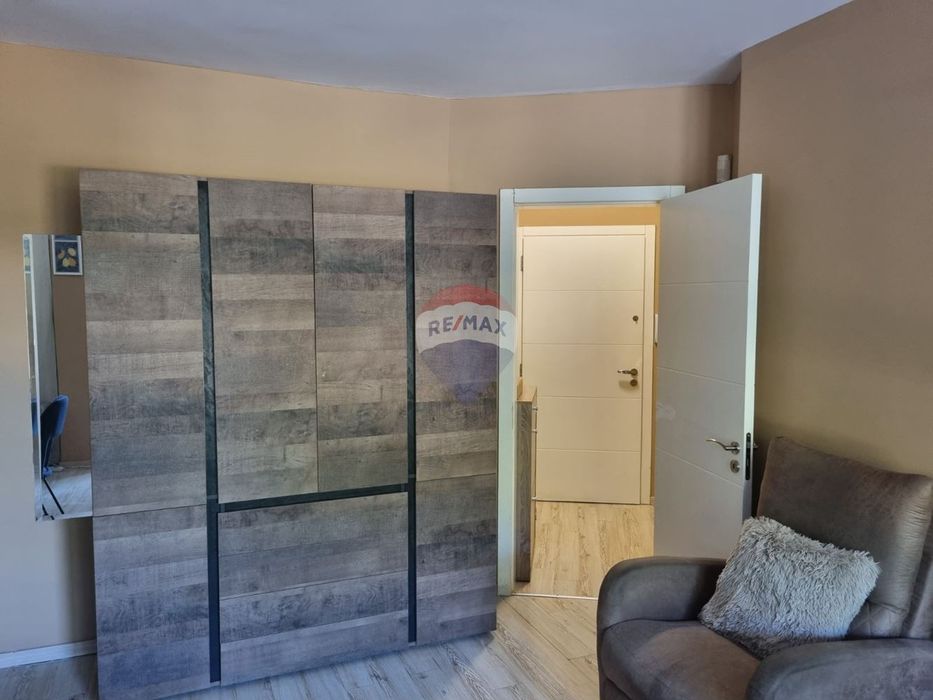 Дава се под наем Едностаен апартамент в Варна, Аспарухово - 43 кв.м за 408 € - Снимка #2