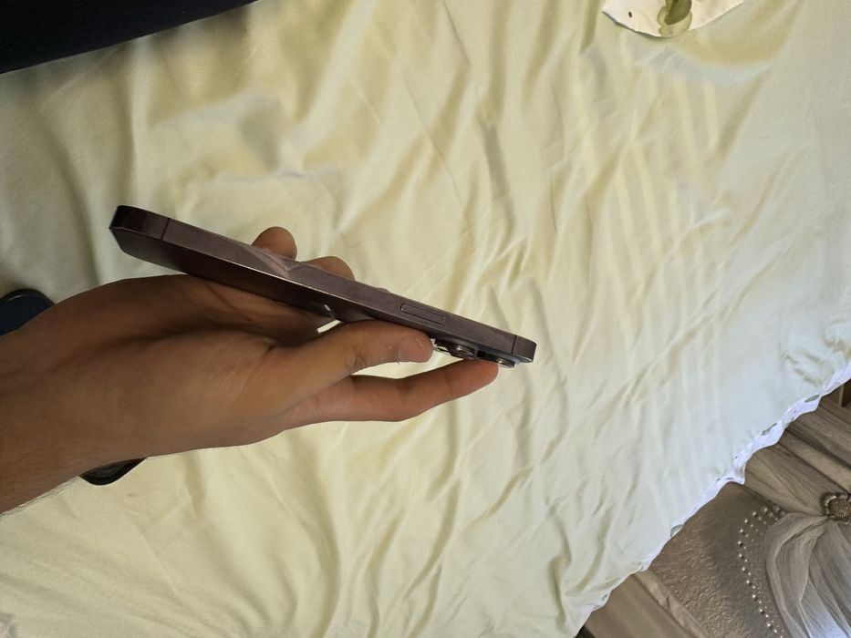 Iphone 14 pro max Dual sim 87 yomkosti