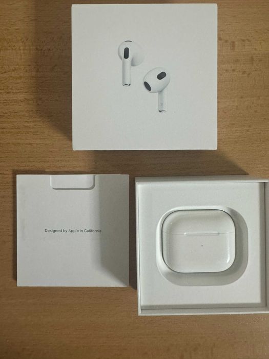 AirPods (3rd Gen)