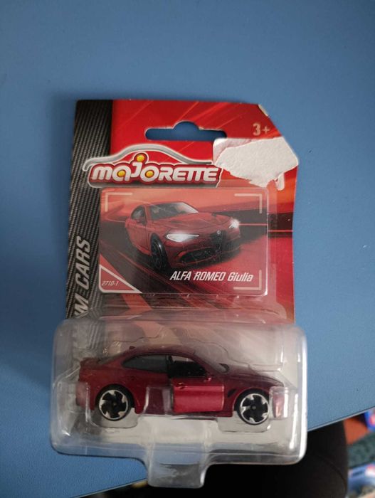 De vanzare machete Siku, Wiking, Herpa, Majorete, etc in cutie