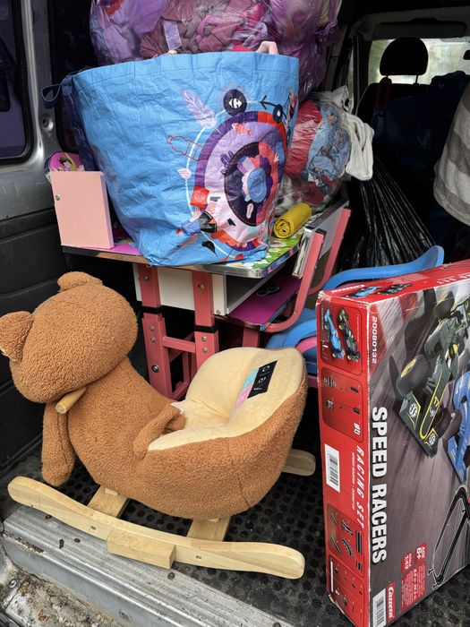 Urgent, haine, incaltaminte copii