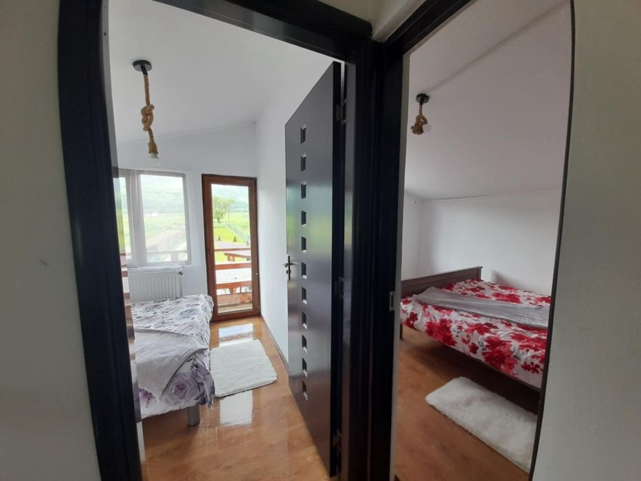 Vand cabana , casa de vacanta