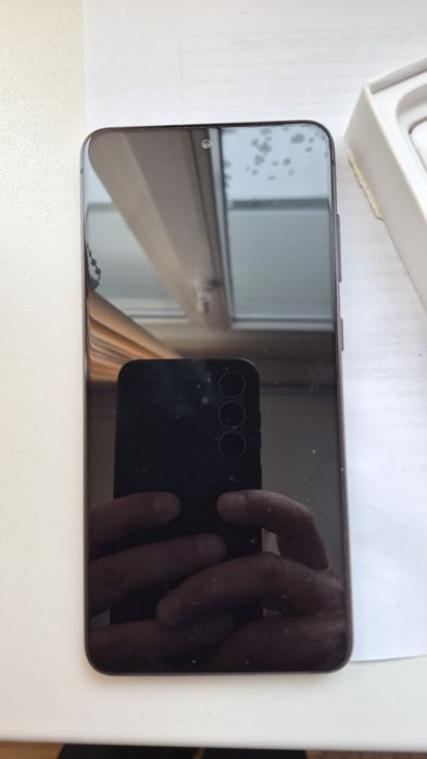 Samsung s21FE смартфон