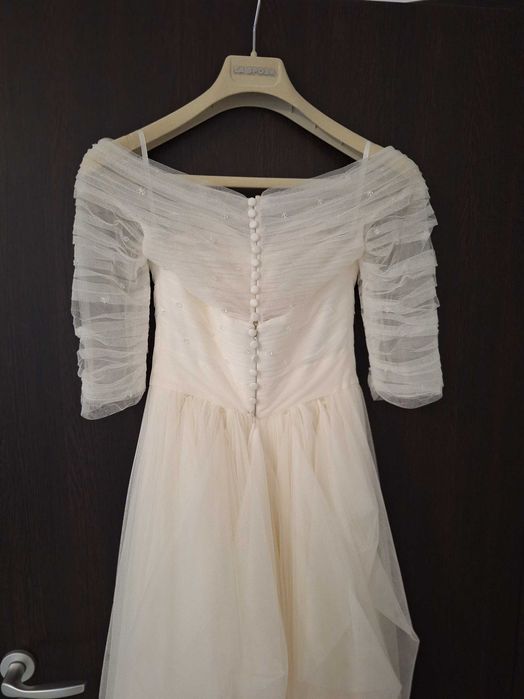 Vand rochie de mireasa Vera Sposa. Ofer voal lung cadou