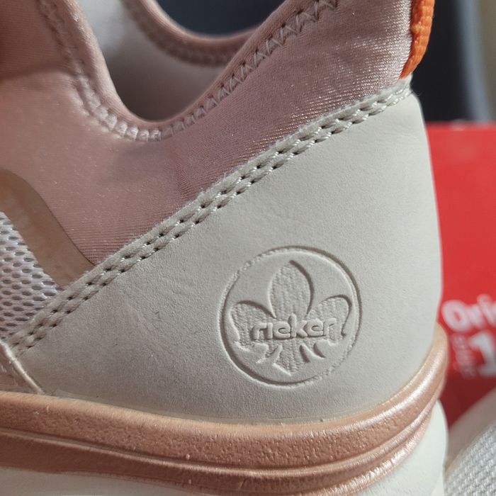 Sneakersi Rieker Antistress marimea 38