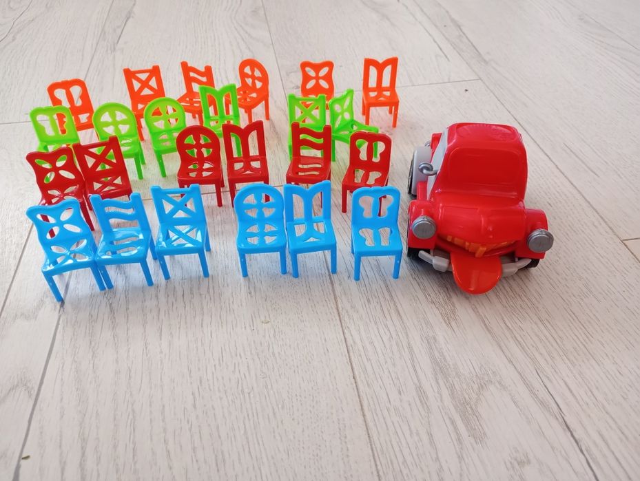 Щуро камионче играчка