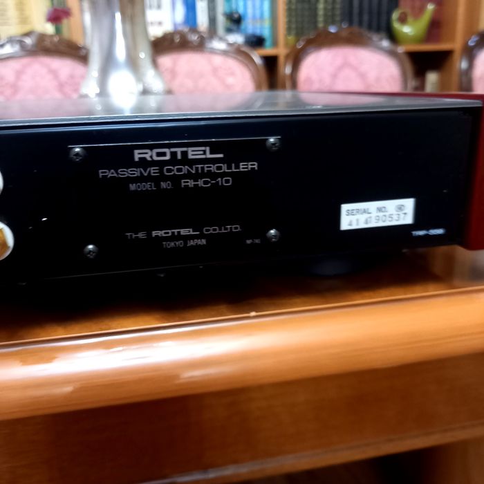 Rotel rhc-10 предварительный усилитель
