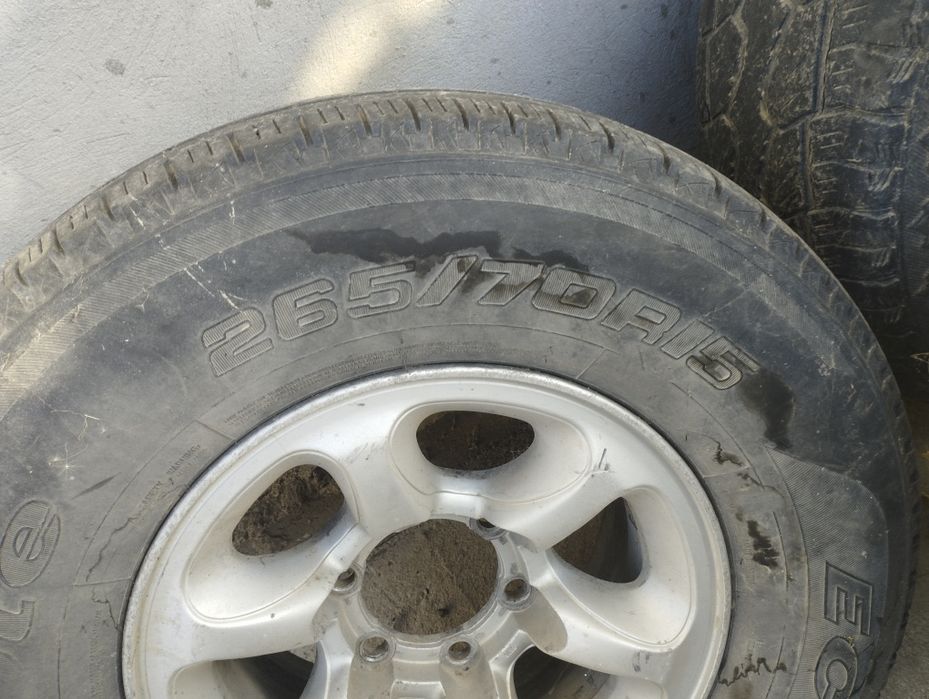 Продам 3 штуки колёса