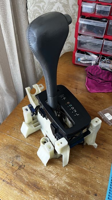 Срочно! Селектор акпп Тойота