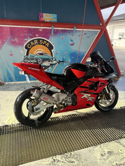 Honda CBR 954RR FireBlade
