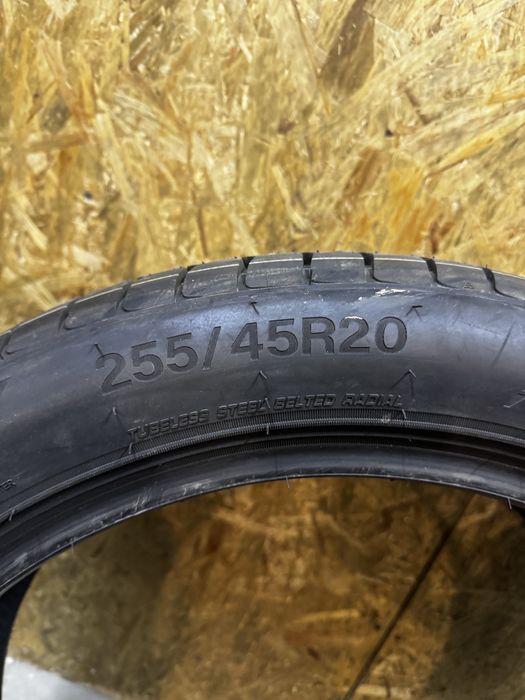 Продам новые шины Triangle 255/45 R20
