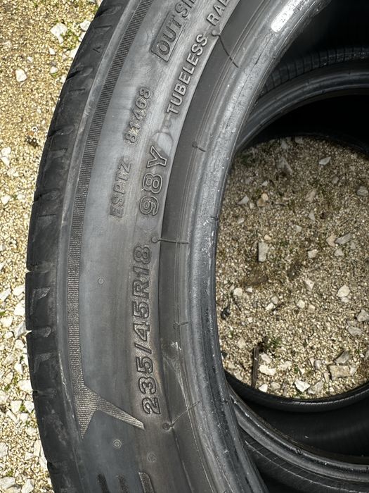 235/45/18 Bridgestone potenza sport