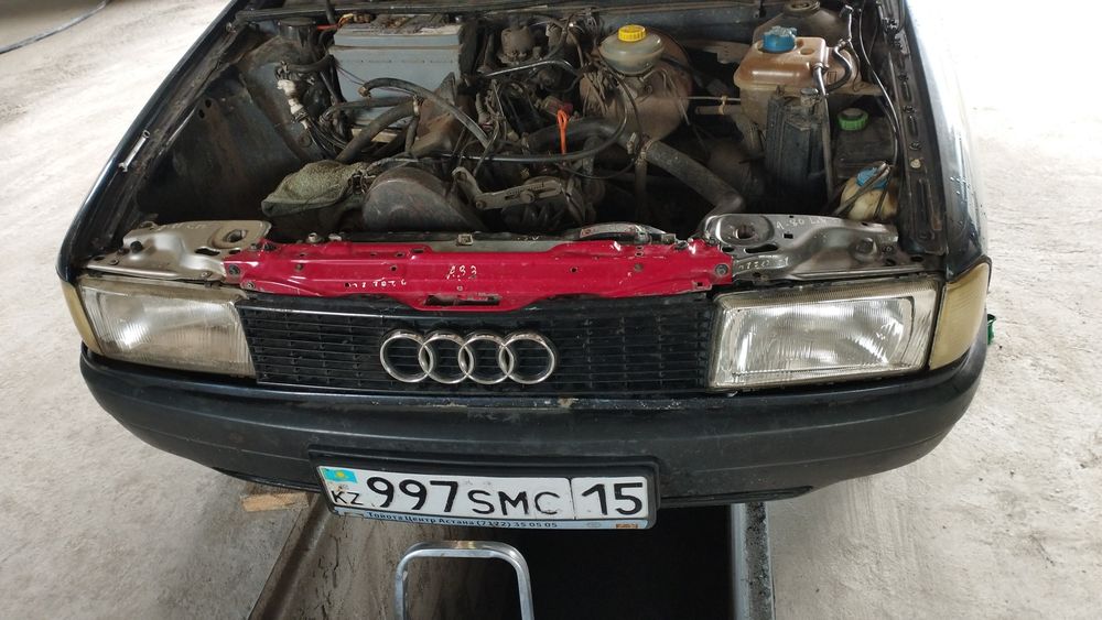 Продам машину Ауди 80 б3