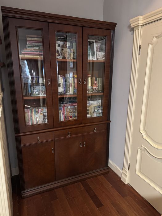 Шкаф для книг 70е