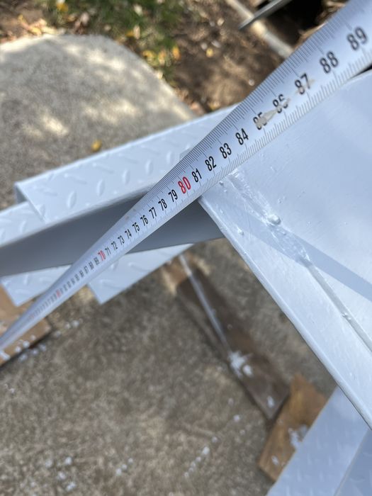 Scara metalica cu 2 trepte