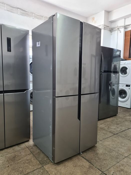 Frigider Hisense A+++ Side by Side