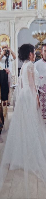 Vand rochie de mireasa marime XS-S