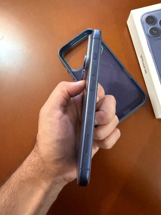 Продаю Iphone 17 pro, 256 GB EAC
