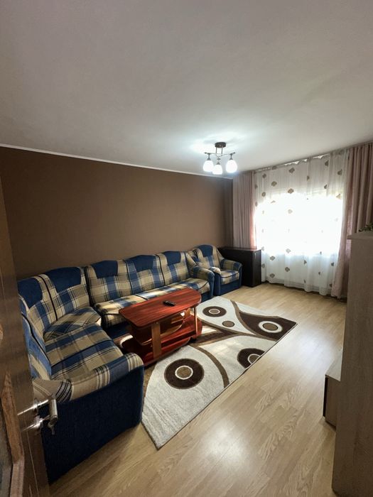 Apartament 3 camere de inchiriat – POARTA 6 | 500 €
